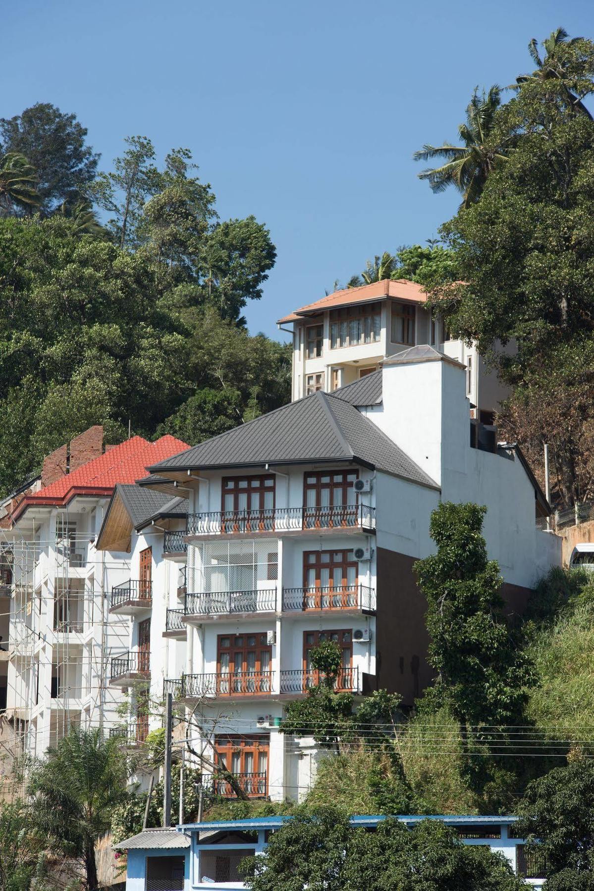 Serene Grand Villa Kandy Eksteriør bilde